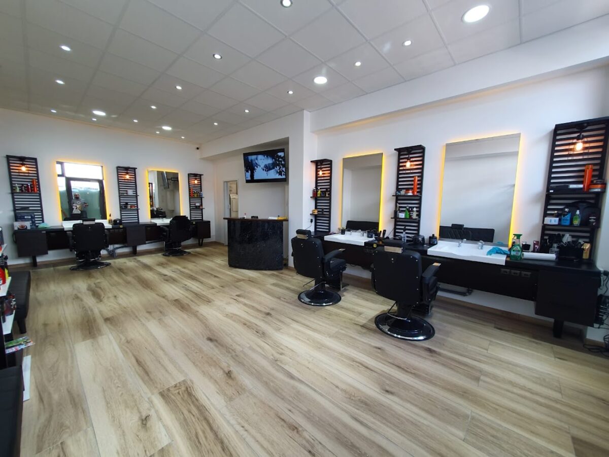 Innenraum des Gold Cut Salons